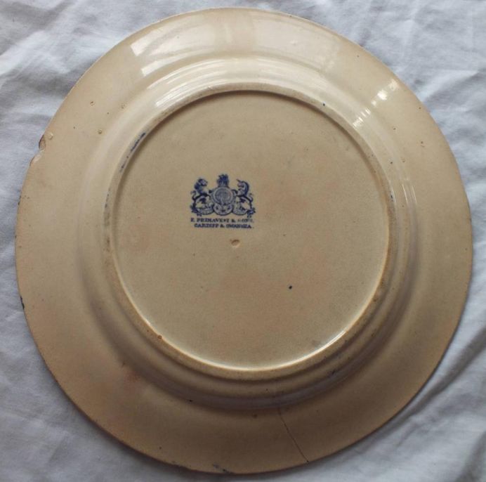 Mess No 1 british royal navy mess plate with Roses, Thistle, Clover, Flags and Anchor pattern