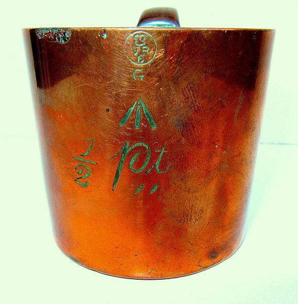 royal navy 1/2 pint copper measure for rum and grog, queen victoria cipher stamp